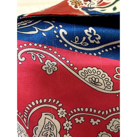 Fashion Nova Paisley Silky Long Sleeve Romper XS - Picture 4 of 4